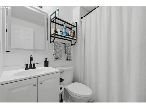 2000 N 5th Way Ridgefield WA 98642