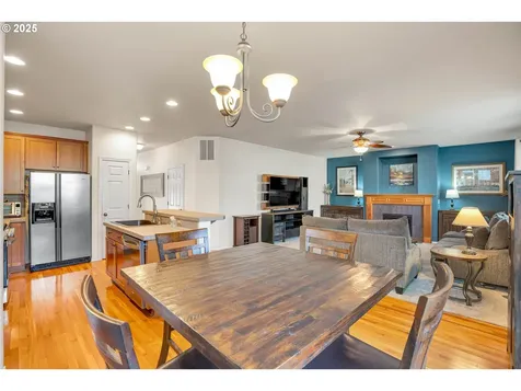 3703 E Bur Oak Court Newberg OR 97132