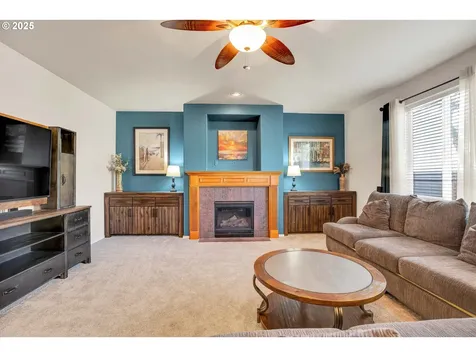 3703 E Bur Oak Court Newberg OR 97132