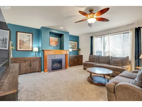 3703 E Bur Oak Court Newberg OR 97132