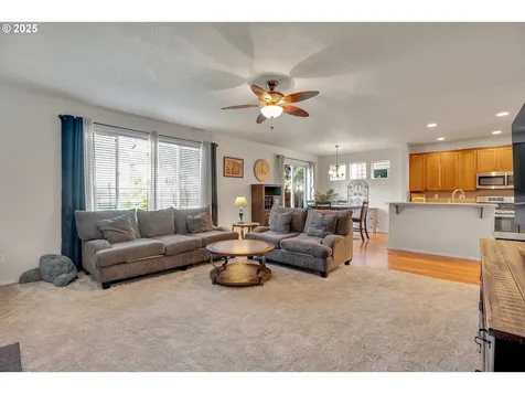 3703 E Bur Oak Court Newberg OR 97132