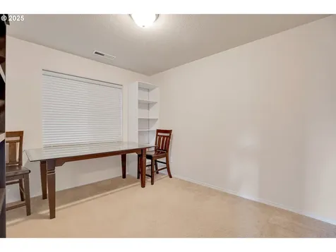 3703 E Bur Oak Court Newberg OR 97132