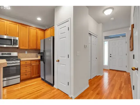3703 E Bur Oak Court Newberg OR 97132