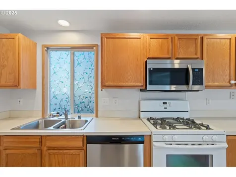 7708 NE 159th Avenue Vancouver WA 98682