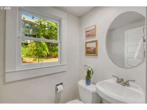 2656 SW Gerald Avenue Portland OR 97201