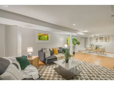 2656 SW Gerald Avenue Portland OR 97201