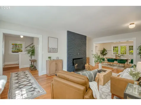 2656 SW Gerald Avenue Portland OR 97201