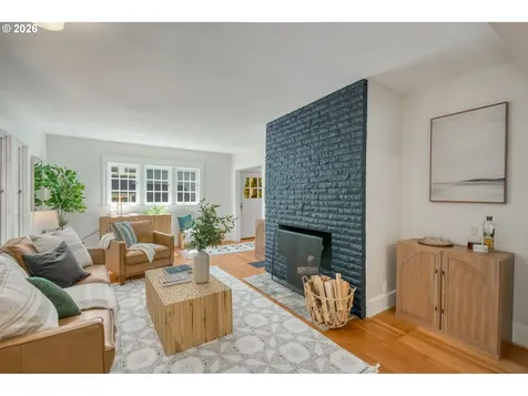 2656 SW Gerald Avenue Portland OR 97201