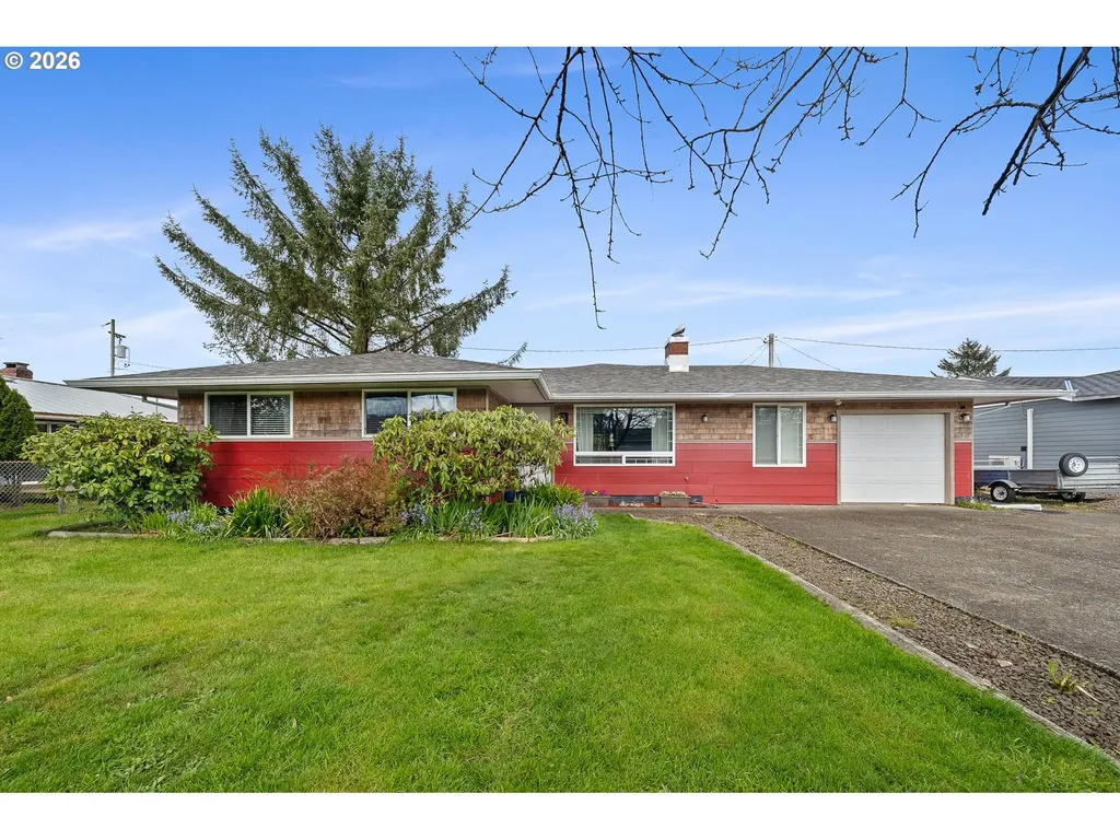 4204 Dogwood Avenue Tillamook OR 97141
