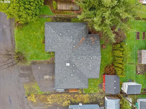 4204 Dogwood Avenue Tillamook OR 97141