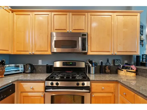 6260 SW 208th Terrace Beaverton OR 97078