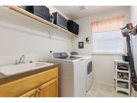 6260 SW 208th Terrace Beaverton OR 97078