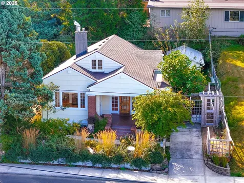 1925 Irving Avenue Astoria OR 97103