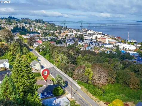 1925 Irving Avenue Astoria OR 97103