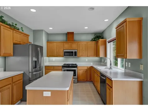 223 Beringer Court Eugene OR 97404
