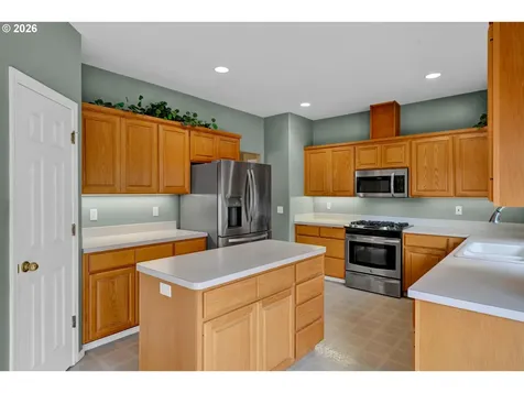 223 Beringer Court Eugene OR 97404