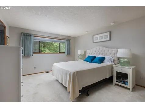 2011 NE Devils Ridge Road Lincoln City OR 97367