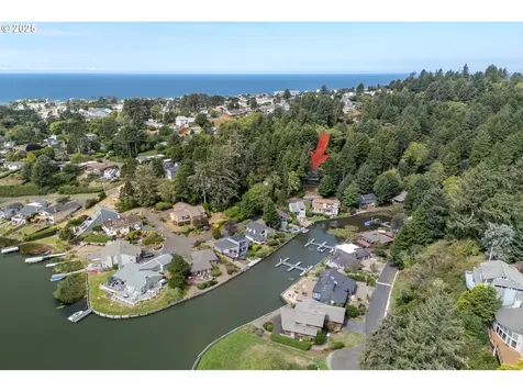 2011 NE Devils Ridge Road Lincoln City OR 97367