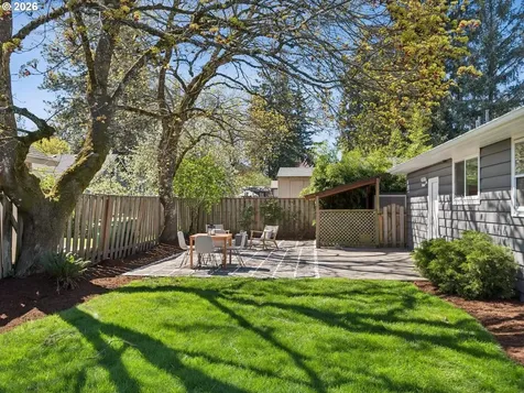 8800 SW Coral Street Portland OR 97223