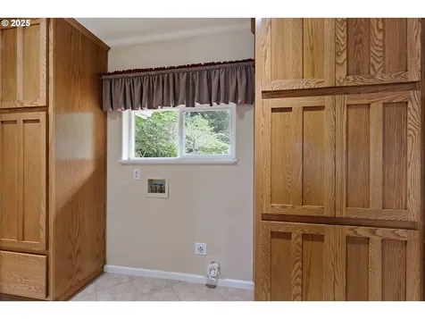5192 Russell Drive Florence OR 97439