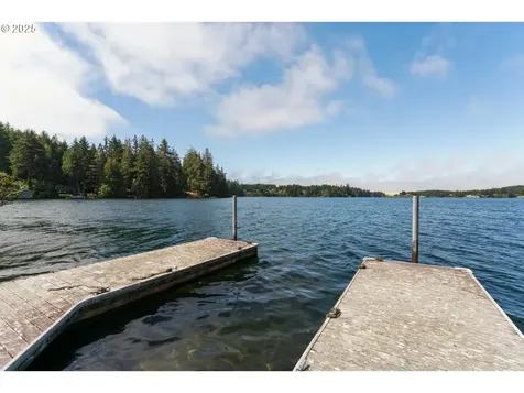 5192 Russell Drive Florence OR 97439