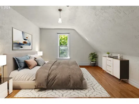 4145 S Corbett Avenue Portland OR 97239