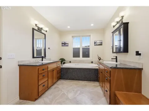 2148 Lomond Avenue Springfield OR 97477