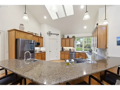 2148 Lomond Avenue Springfield OR 97477