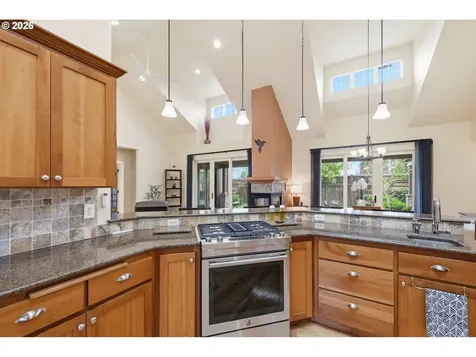 2148 Lomond Avenue Springfield OR 97477