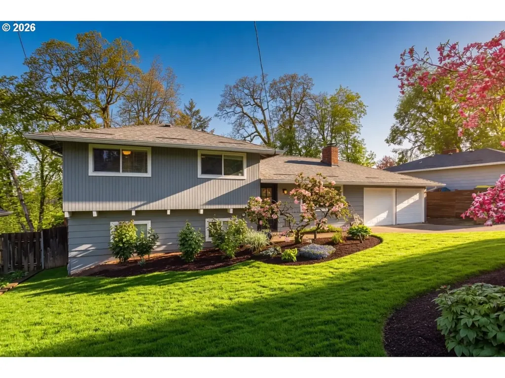 9165 SW 70th Avenue Portland OR 97223
