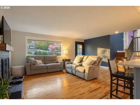9165 SW 70th Avenue Portland OR 97223