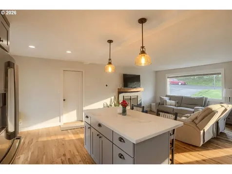 9165 SW 70th Avenue Portland OR 97223