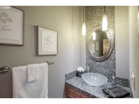 3755 NW Lark Place Corvallis OR 97330