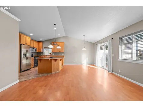 1453 Escalante Street Eugene OR 97404