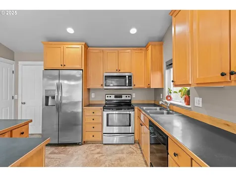 1453 Escalante Street Eugene OR 97404