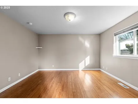 1453 Escalante Street Eugene OR 97404