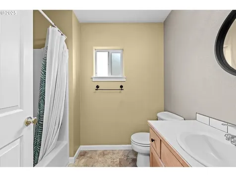 1453 Escalante Street Eugene OR 97404