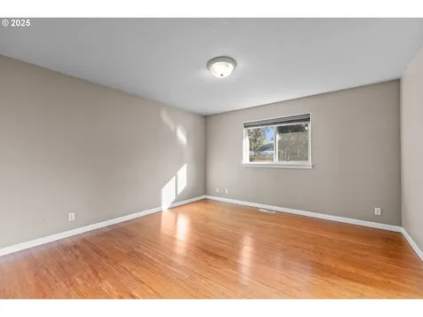1453 Escalante Street Eugene OR 97404