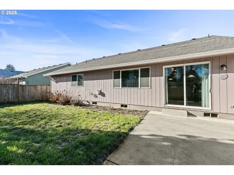 1453 Escalante Street Eugene OR 97404