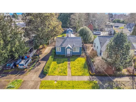 234 NE Grant Street Hillsboro OR 97124