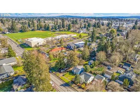 234 NE Grant Street Hillsboro OR 97124