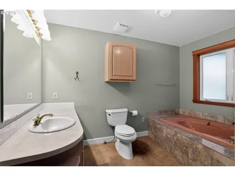837 NE 67th Avenue Hillsboro OR 97124
