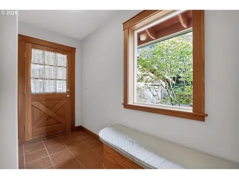 837 NE 67th Avenue Hillsboro OR 97124