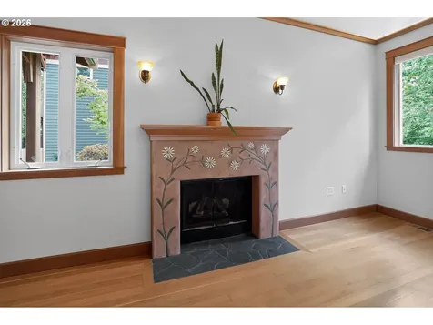 837 NE 67th Avenue Hillsboro OR 97124