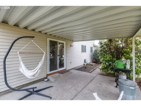 3681 Silverstone Court NE Salem OR 97305