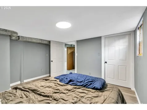 271 N 3rd Street Jefferson OR 97352