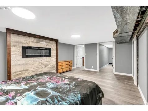 271 N 3rd Street Jefferson OR 97352