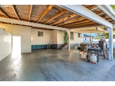 271 N 3rd Street Jefferson OR 97352