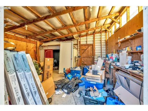 271 N 3rd Street Jefferson OR 97352