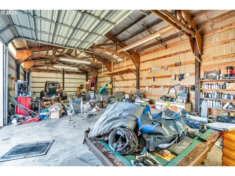 271 N 3rd Street Jefferson OR 97352